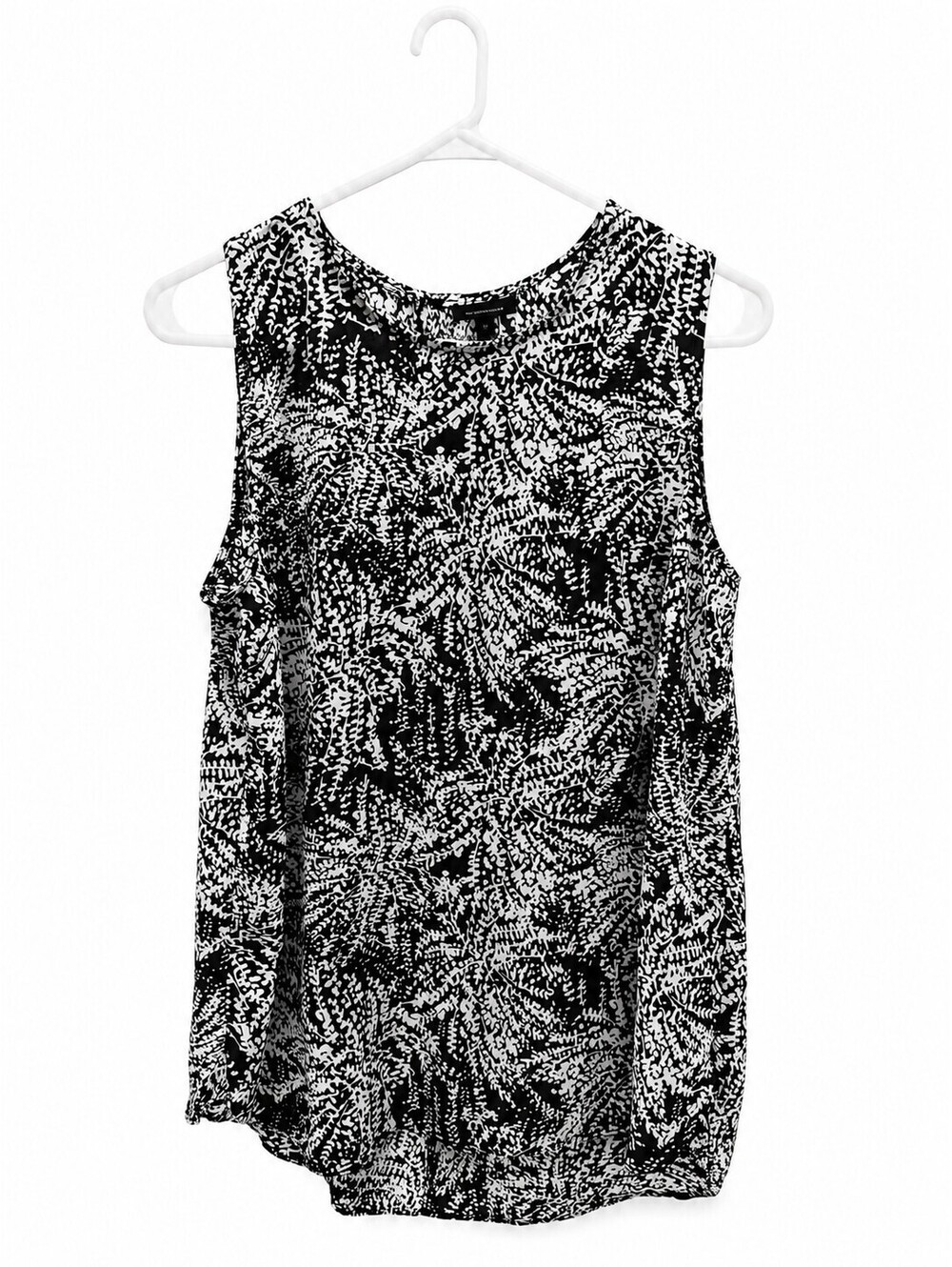 Who What Wear Black and White Abstract Print Sleeveless Blouse Size Large